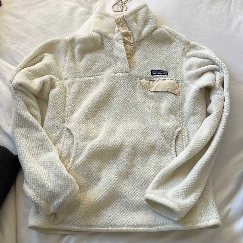 Patagonia pullover fleece with pockets
